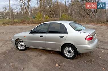 Седан Daewoo Lanos 2001 в 