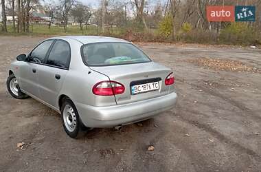 Седан Daewoo Lanos 2001 в 