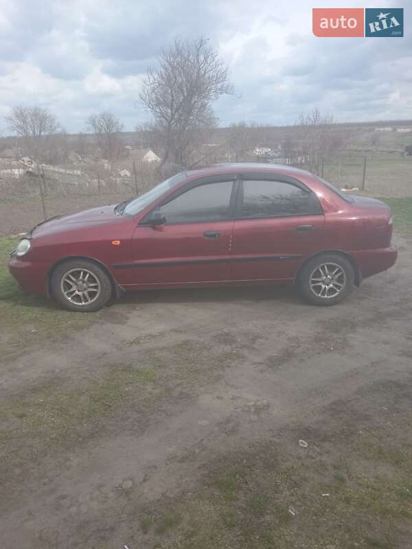 Седан Daewoo Lanos 2005 в Кривому Розі