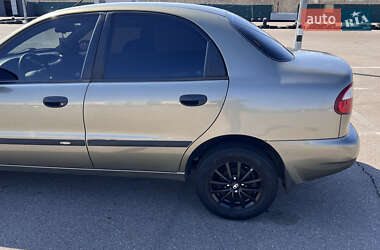 Седан Daewoo Lanos 2004 в 