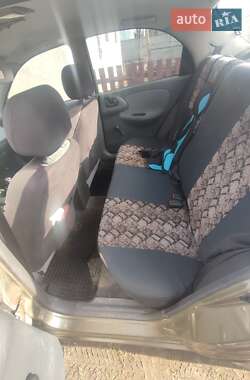 Седан Daewoo Lanos 2004 в 