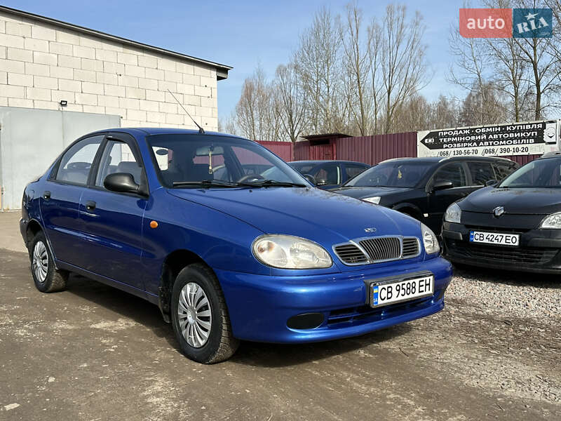 Седан Daewoo Lanos 2008 в Нежине