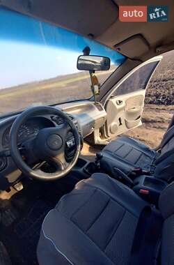 Седан Daewoo Lanos 2003 в 