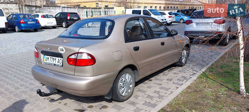 Седан Daewoo Lanos 2008 в Житомире