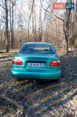 Седан Daewoo Lanos 1998 в 