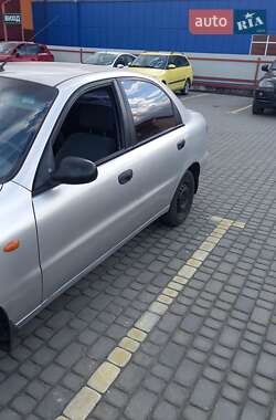 Седан Daewoo Lanos 2005 в Львове