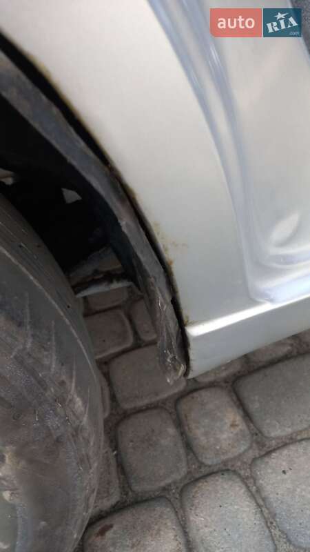Седан Daewoo Lanos 2005 в Львове