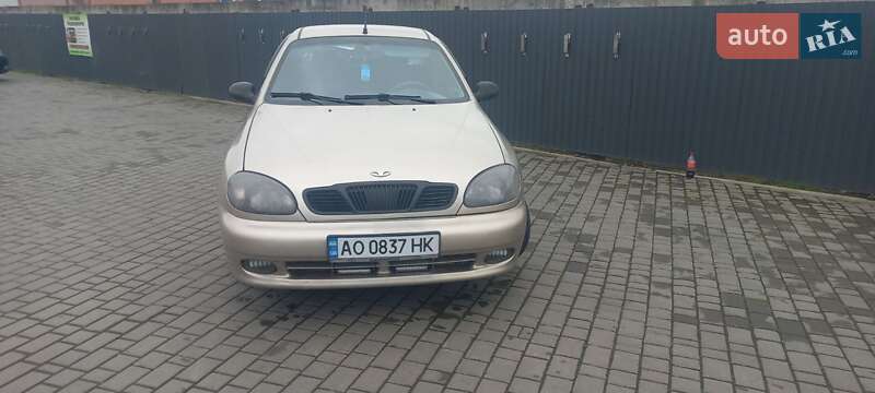 Седан Daewoo Lanos 2004 в Мукачево