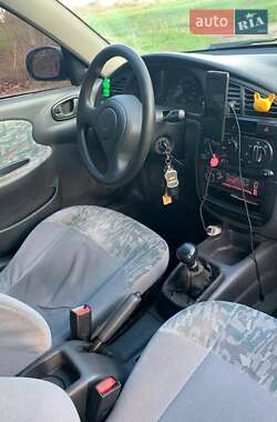 Седан Daewoo Lanos 1998 в 