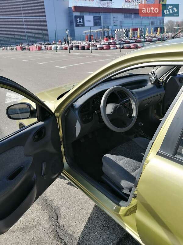 Седан Daewoo Lanos 2007 в Киеве