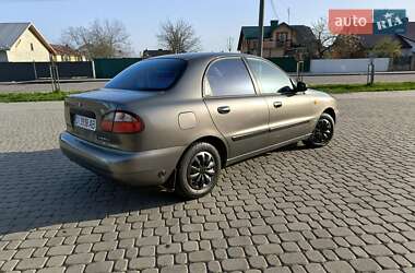 Седан Daewoo Lanos 2001 в Коломые