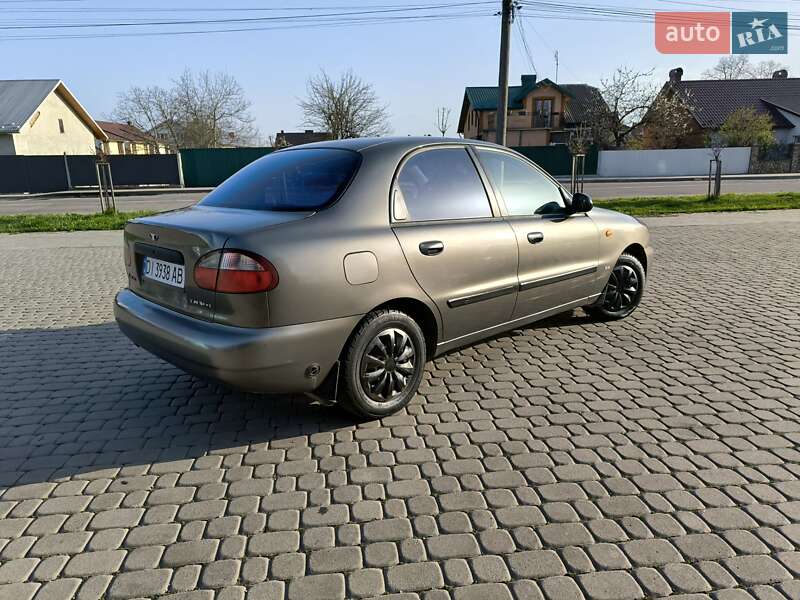 Седан Daewoo Lanos 2001 в Коломые