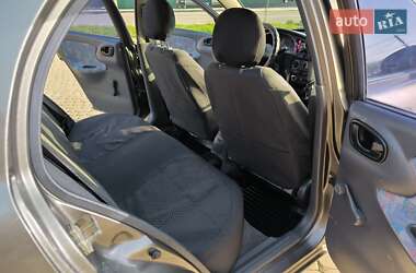 Седан Daewoo Lanos 2001 в Коломые