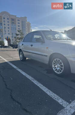Седан Daewoo Lanos 2004 в 