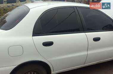 Седан Daewoo Lanos 2011 в 