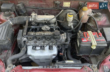 Седан Daewoo Lanos 2002 в 