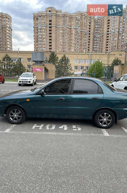 Седан Daewoo Lanos 2006 в Киеве