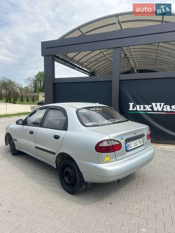 Седан Daewoo Lanos 2008 в Шумске