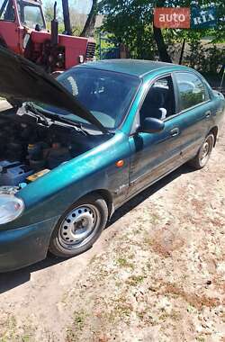Седан Daewoo Lanos 2000 в 