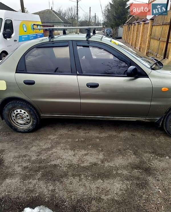 Седан Daewoo Lanos 2007 в Чугуєві