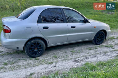 Седан Daewoo Lanos 2004 в 