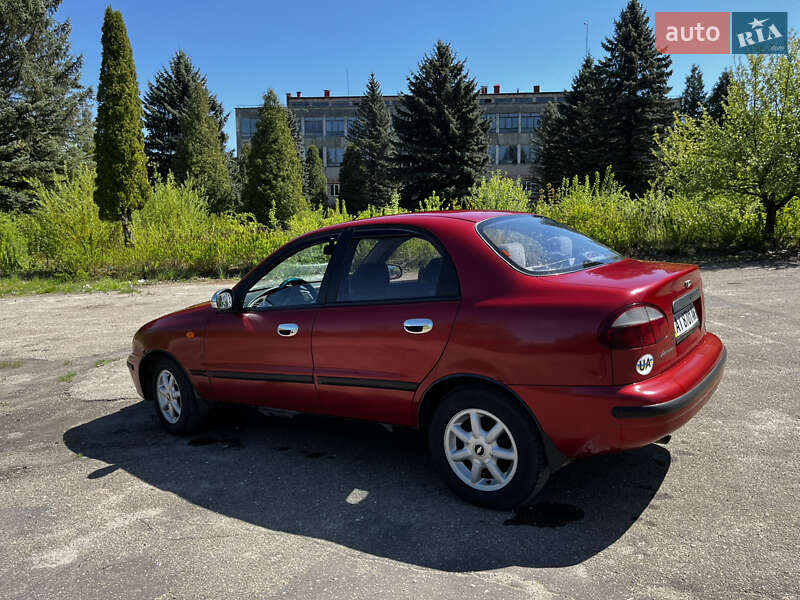 Седан Daewoo Lanos 2008 в Новому Розділі