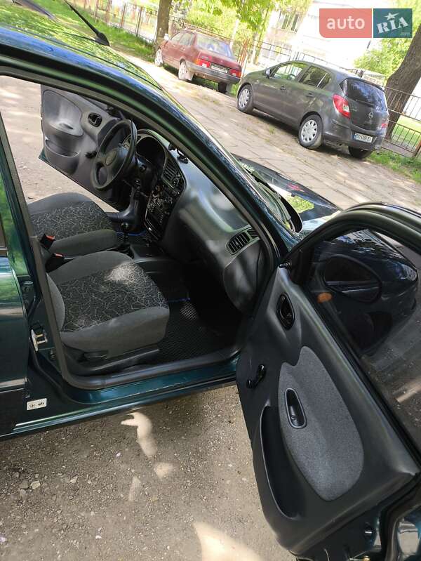 Седан Daewoo Lanos 2005 в Тернополі