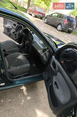 Седан Daewoo Lanos 2005 в 