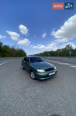 Седан Daewoo Lanos 2010 в Козелеці