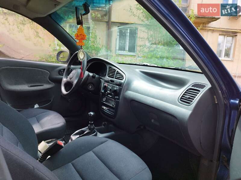 Седан Daewoo Lanos 2006 в Львове