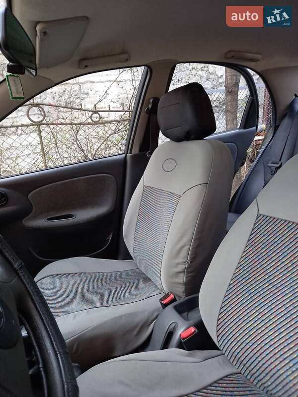 Седан Daewoo Lanos 2005 в Рахові