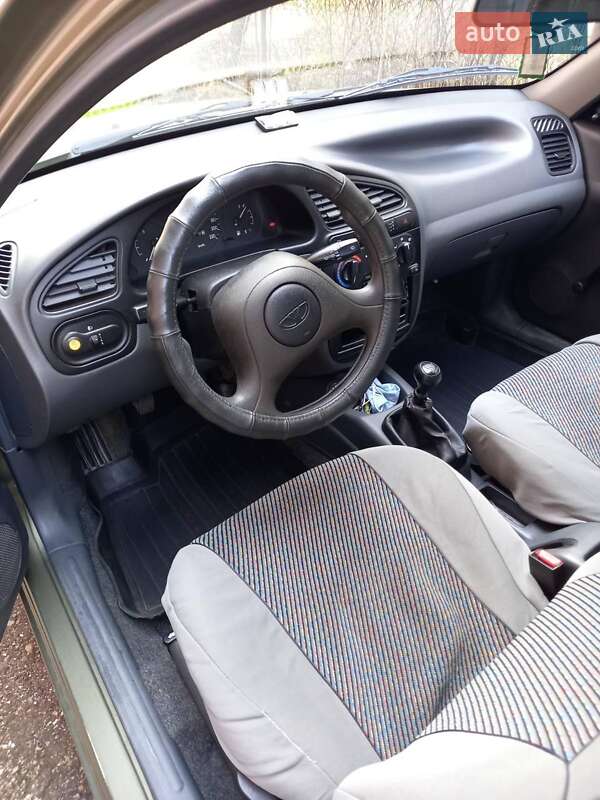 Седан Daewoo Lanos 2005 в Рахові
