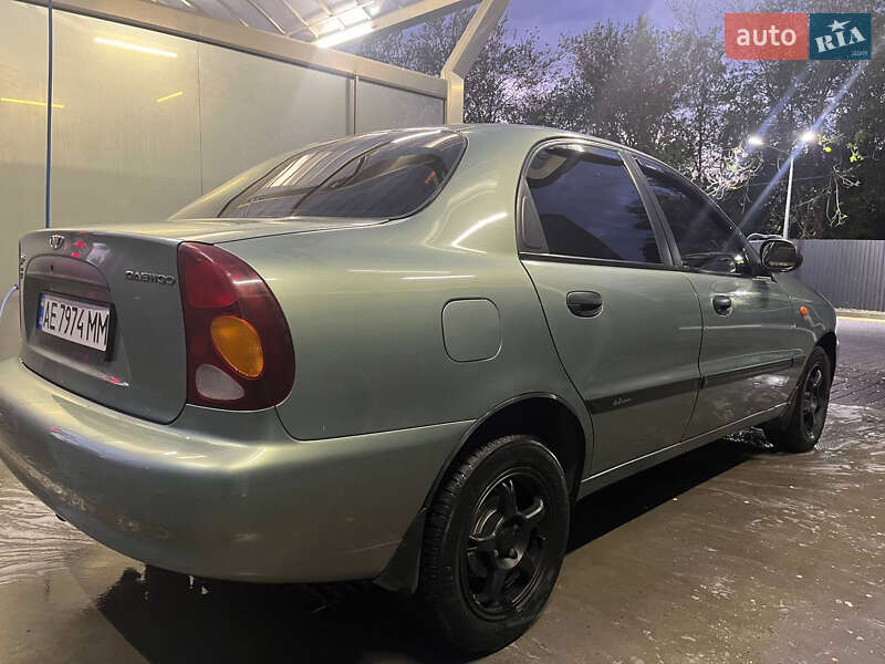 Седан Daewoo Lanos 2009 в Днепре