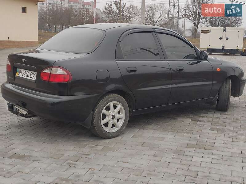 Седан Daewoo Lanos 2008 в Южному