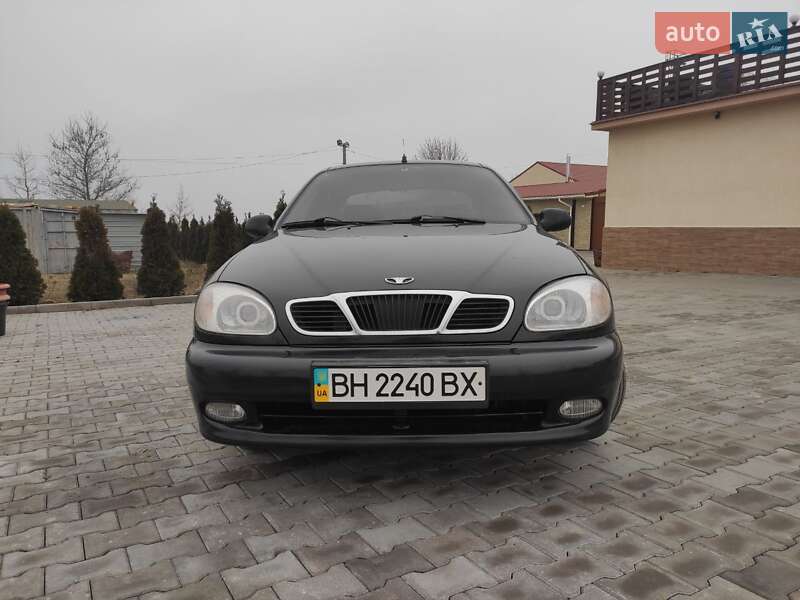 Седан Daewoo Lanos 2008 в Южному