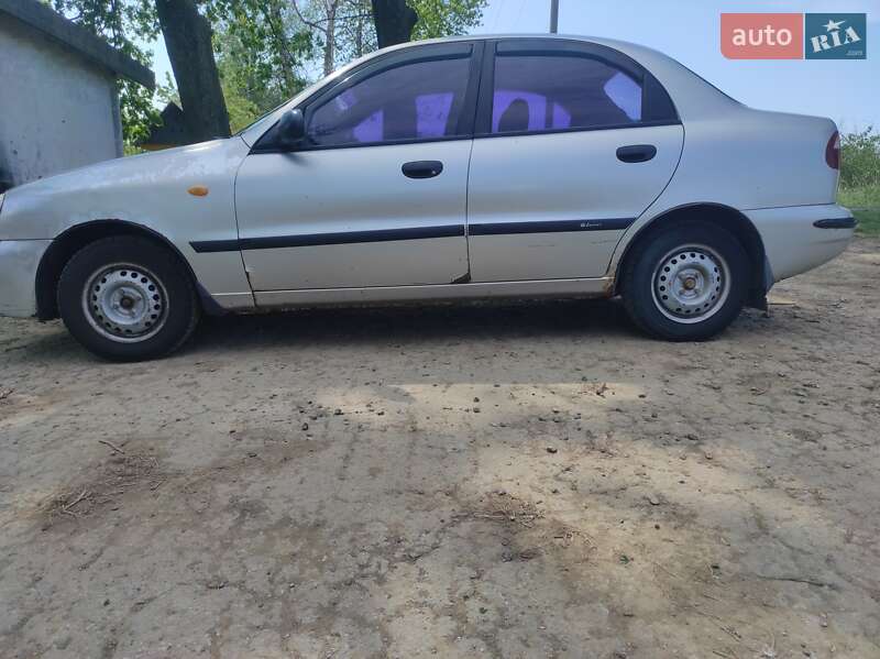Седан Daewoo Lanos 2006 в Вендичанах