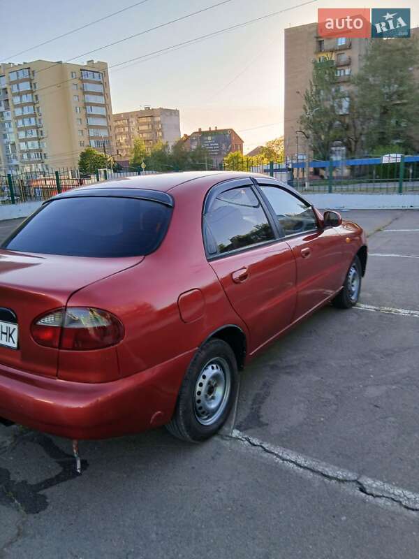 Седан Daewoo Lanos 1998 в Николаеве