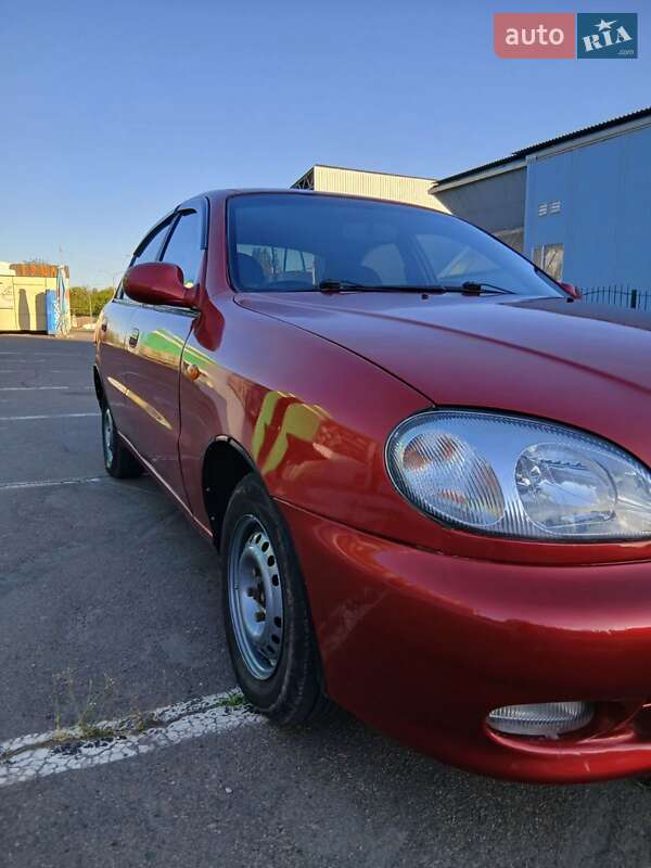 Седан Daewoo Lanos 1998 в Николаеве
