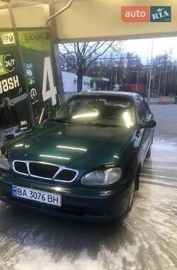 Седан Daewoo Lanos 1998 в 