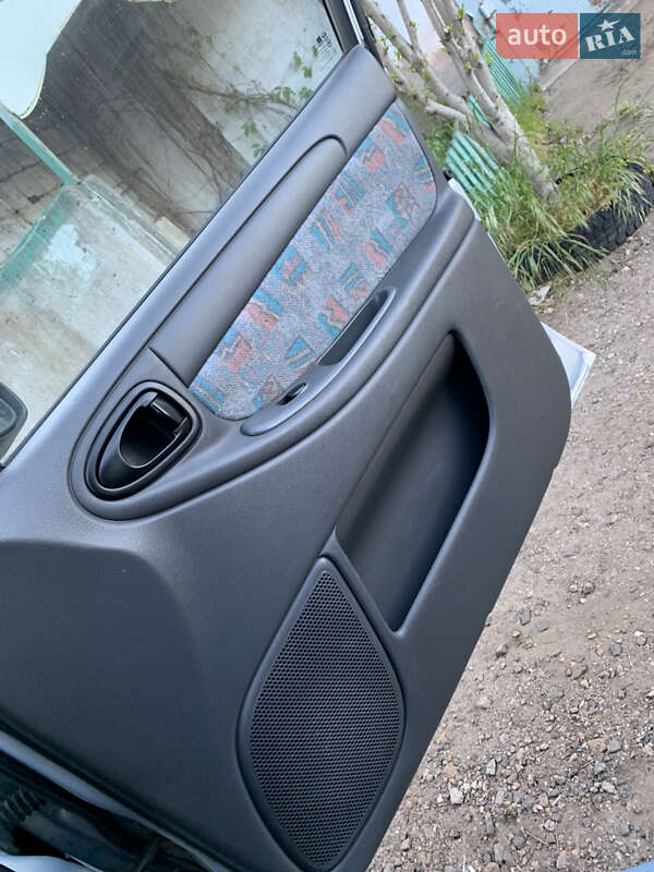 Седан Daewoo Lanos 2005 в Николаеве