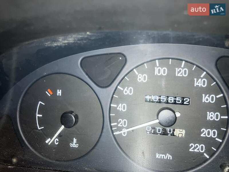 Седан Daewoo Lanos 2008 в Калиновке