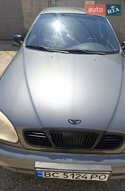 Седан Daewoo Lanos 2001 в 