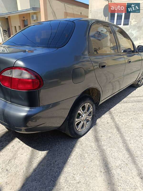 Седан Daewoo Lanos 2001 в Николаеве фото 9 Седан Daewoo Lanos 2001 в Николаеве