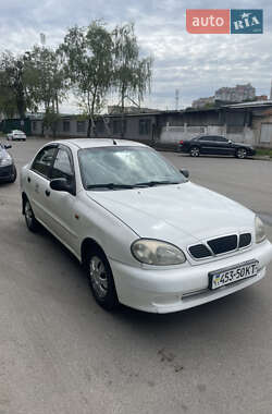 Седан Daewoo Lanos 2003 в Киеве
