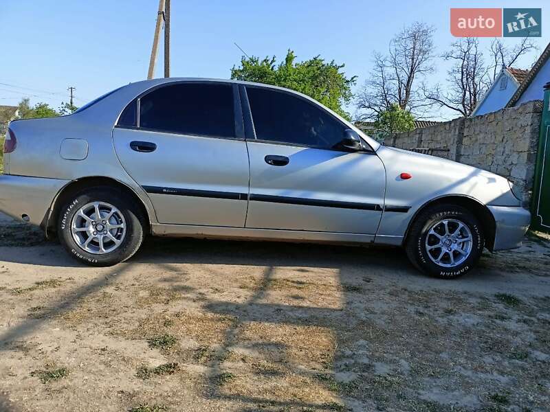 Седан Daewoo Lanos 2006 в Березовке