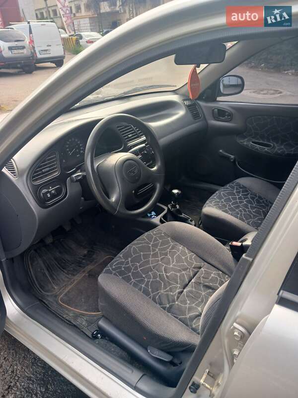 Седан Daewoo Lanos 2003 в Одессе