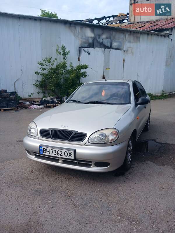 Седан Daewoo Lanos 2003 в Одессе