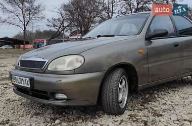 Седан Daewoo Lanos 2001 в 