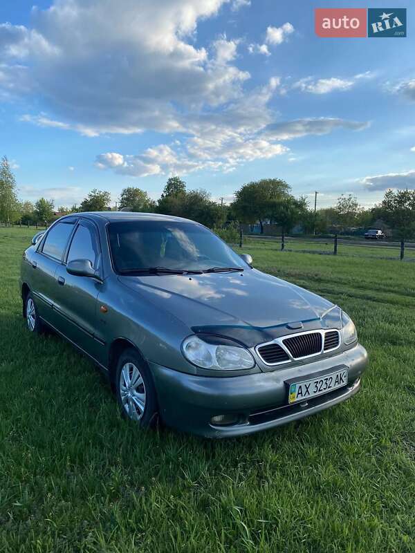 Daewoo Lanos 2001