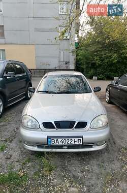 Седан Daewoo Lanos 2002 в 